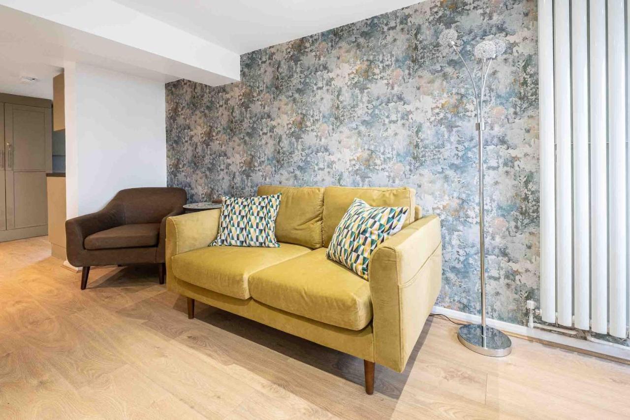 London Rd Villa Reading Bagian luar foto